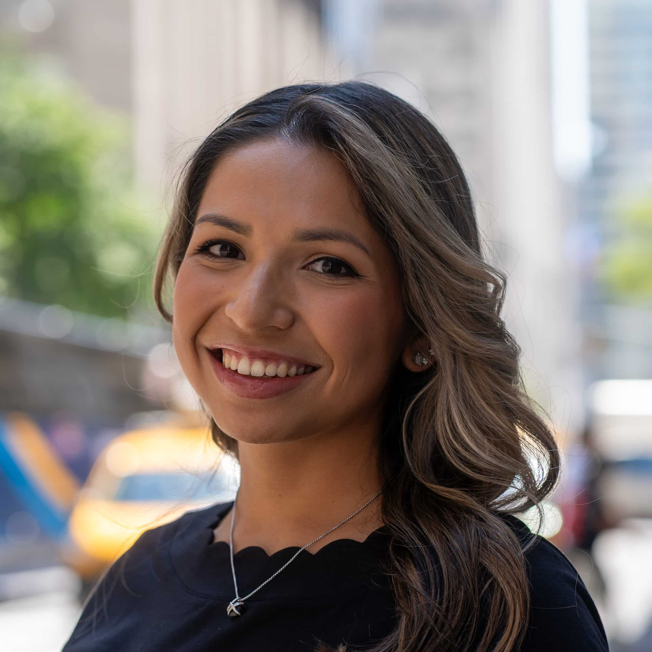 Nicole Mawhirter headshot