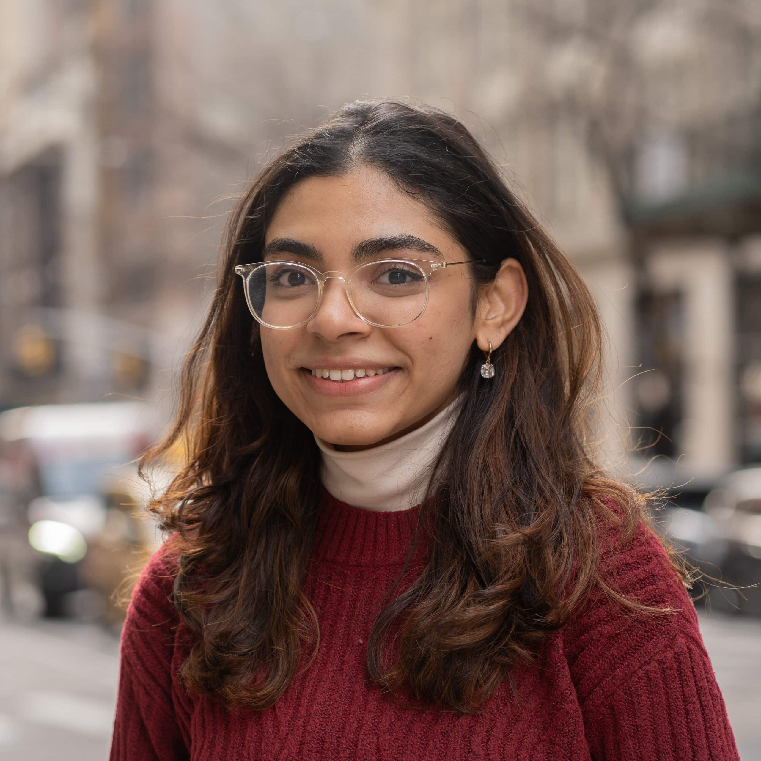 Sonal Bandekar headshot