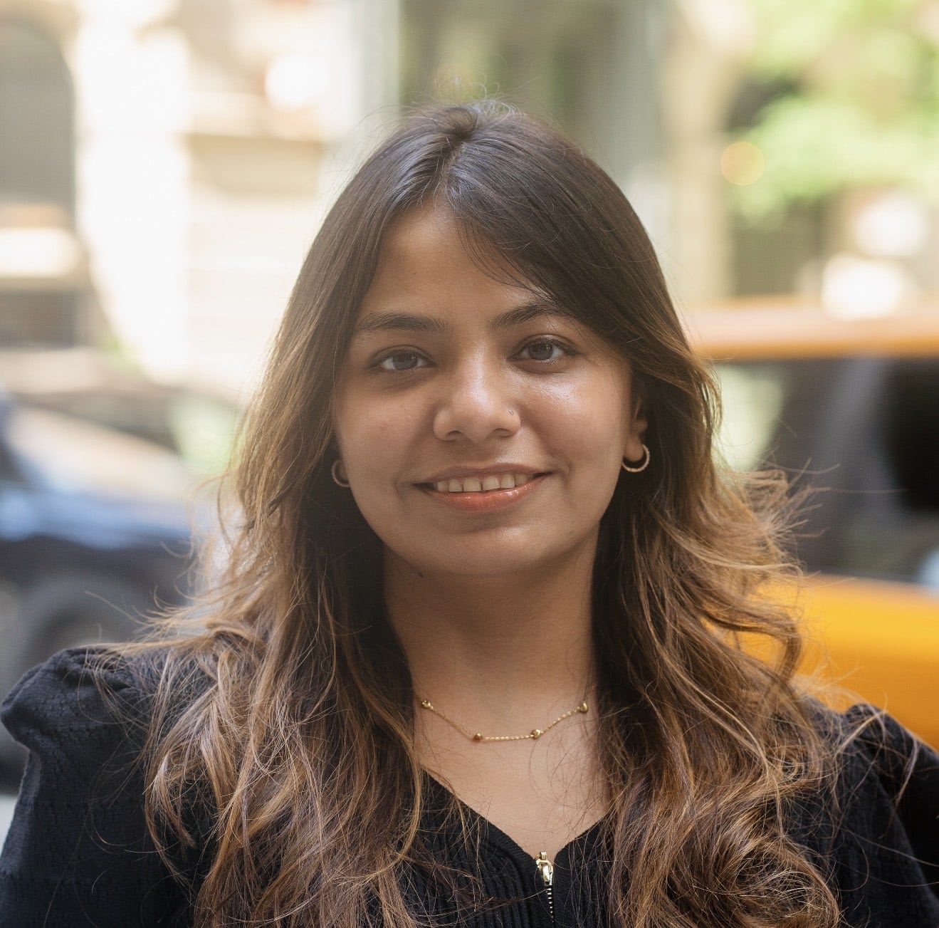 Samriti Malhotra Headshot