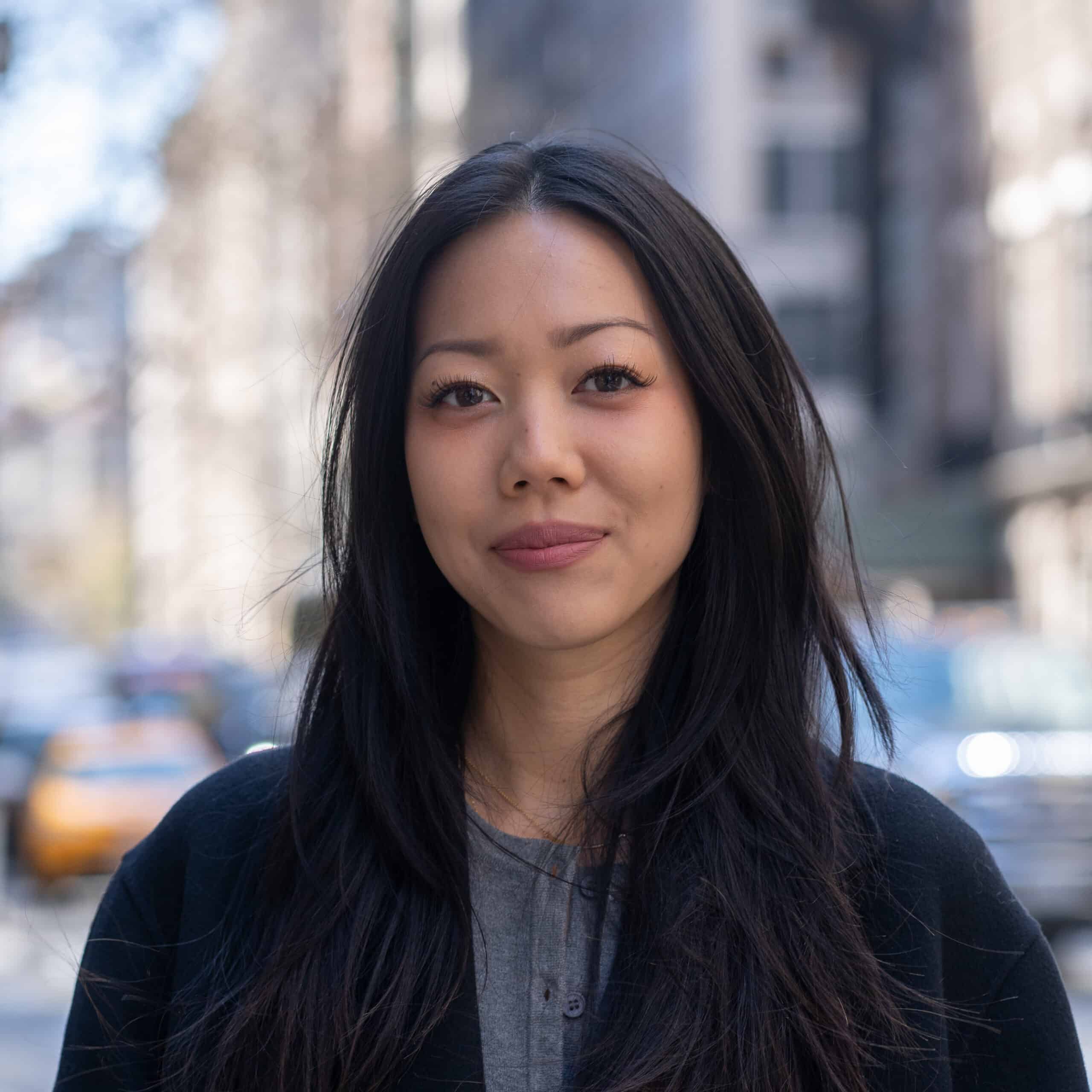 Katie Qi headshot