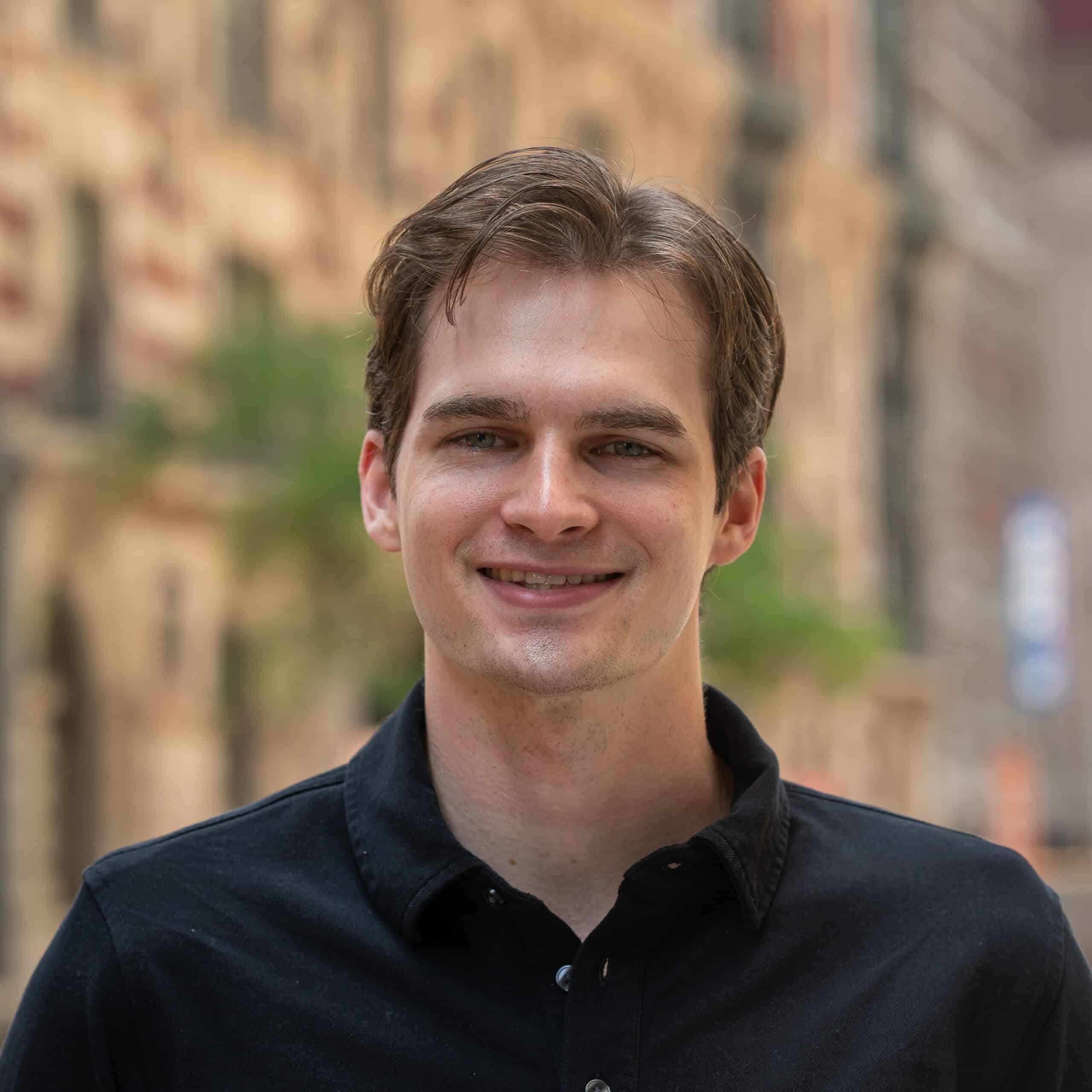 Cory Billings headshot
